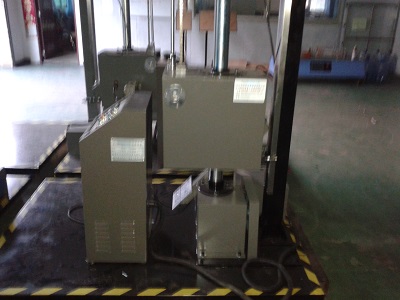 家用分體式空調器檢修