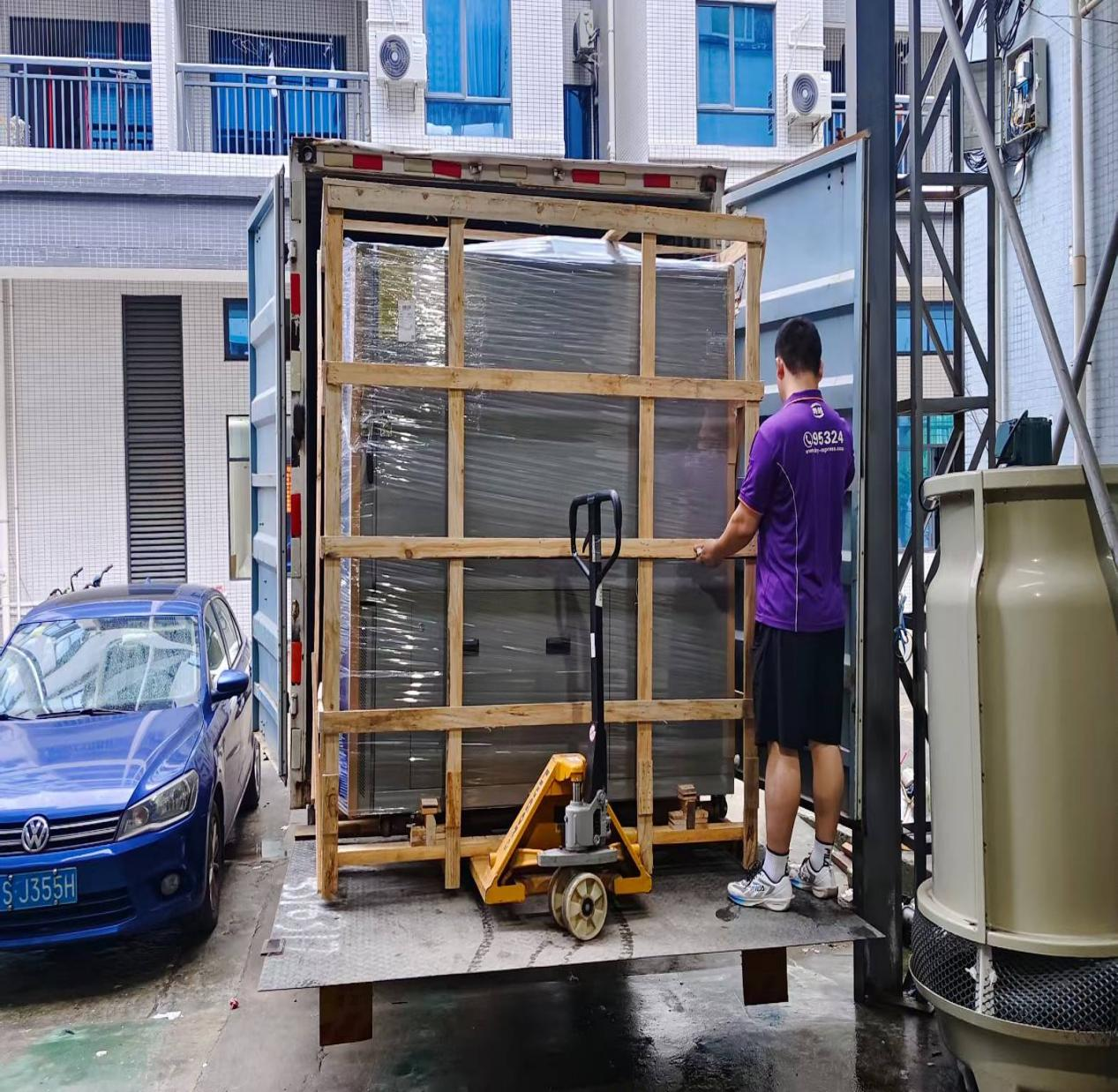 裝車出貨 裝車出貨